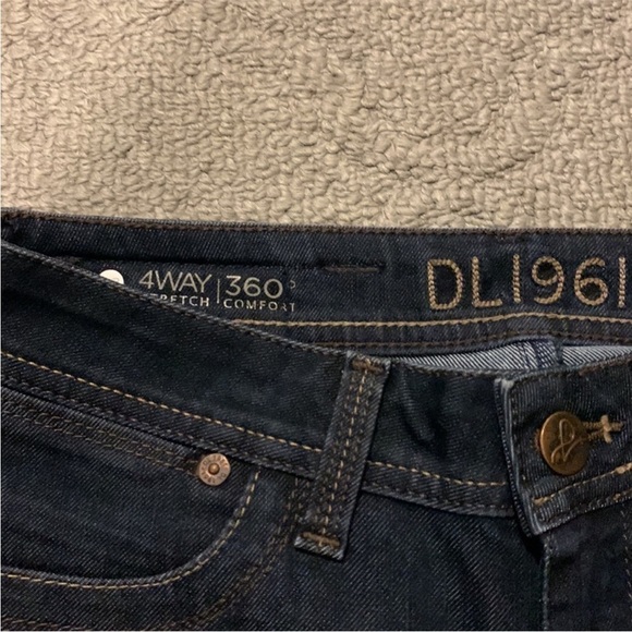 NWOT DL1961 Denim Jennifer High Rise Boot Jeans Women's 30 Blue Dark Wash - Picture 3 of 6